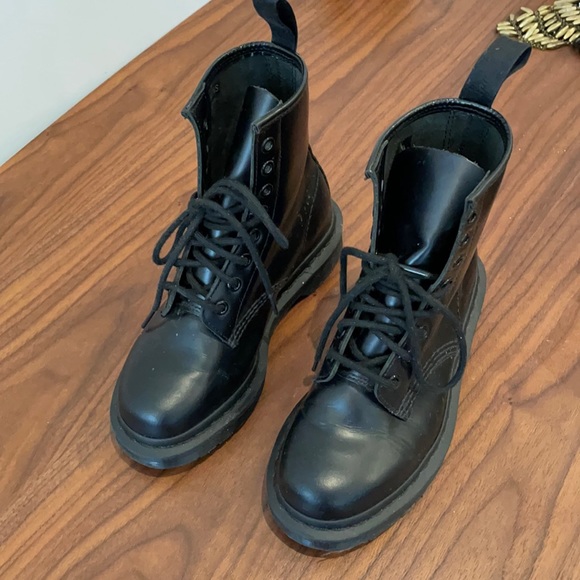 Doc Martens black combat boots - Picture 1 of 5